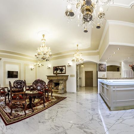Ld Morava Hotel Карлови Вари Екстериор снимка