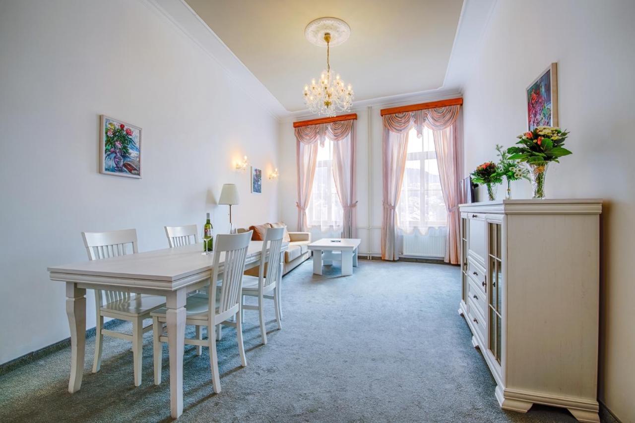 Ld Morava Hotel Карлови Вари Екстериор снимка